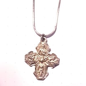 CROSS+Chain
